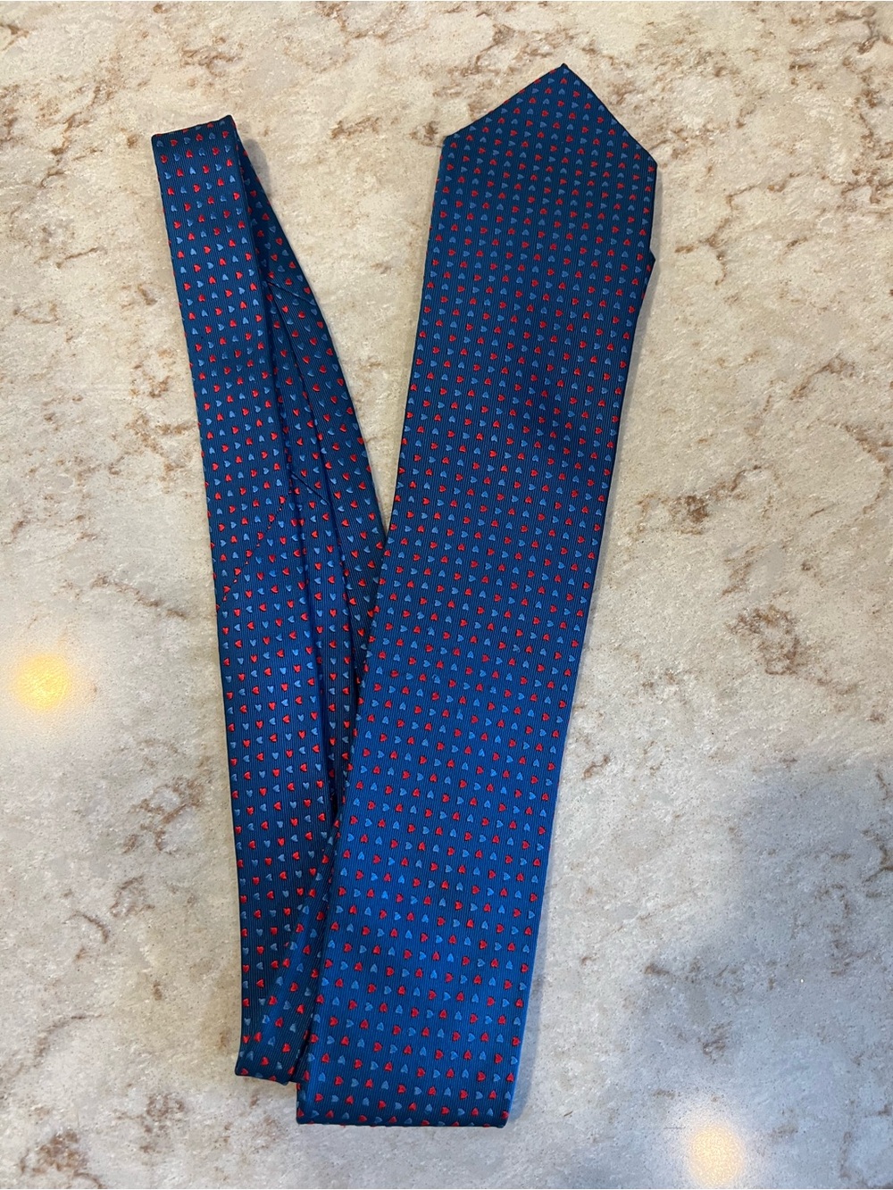 Seigo New York Silk Tie Hand Made in Japan Blue Red And Blue Hearts 58 x 3 1/2